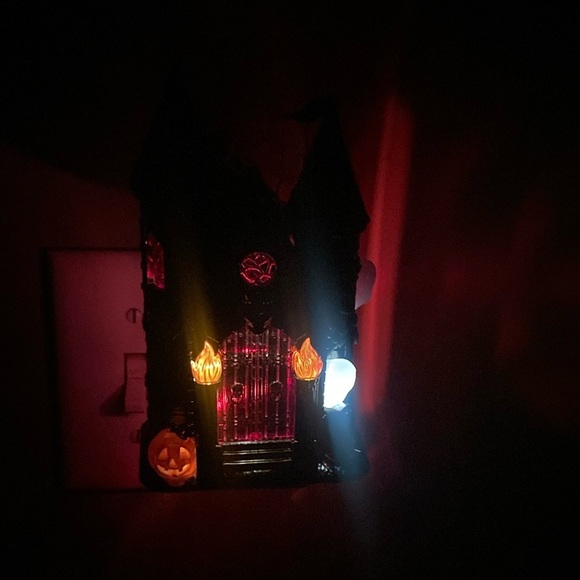 Bath and Body Works Halloween 2023 Haunted Mansion Projector Wallflower … - Picture 3 of 10